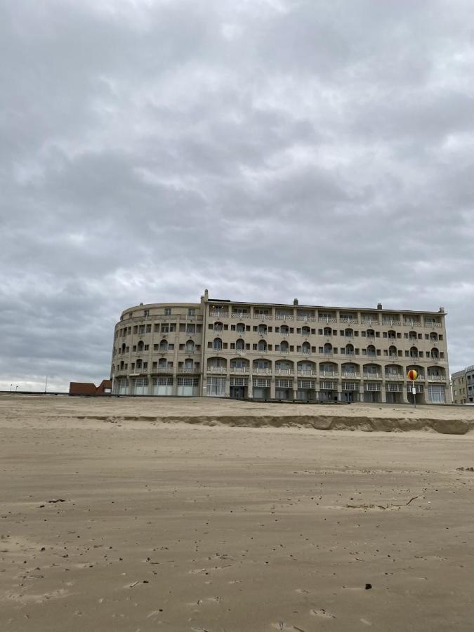 Prachtig Zeezicht Westcorner Daire Middelkerke Dış mekan fotoğraf